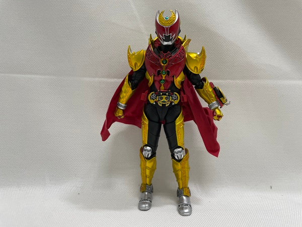 【中古】【開封品】S.H.Figuarts 仮面ライダーキバ エンペラーフォーム＜フィギュア＞（代引き不可）6546