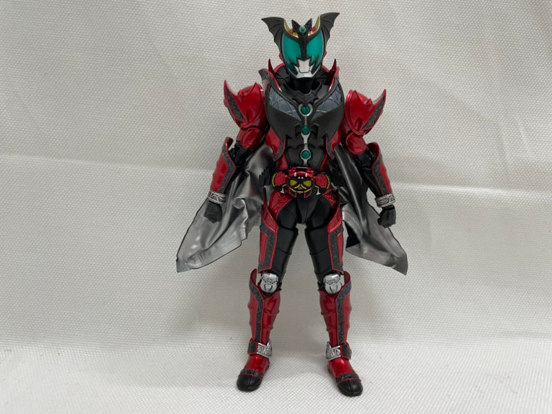【中古】【開封品】S.H.Figuarts(真骨彫製法) 仮面ライダーダークキバ＜フィギュア＞（代引き不可）6546
