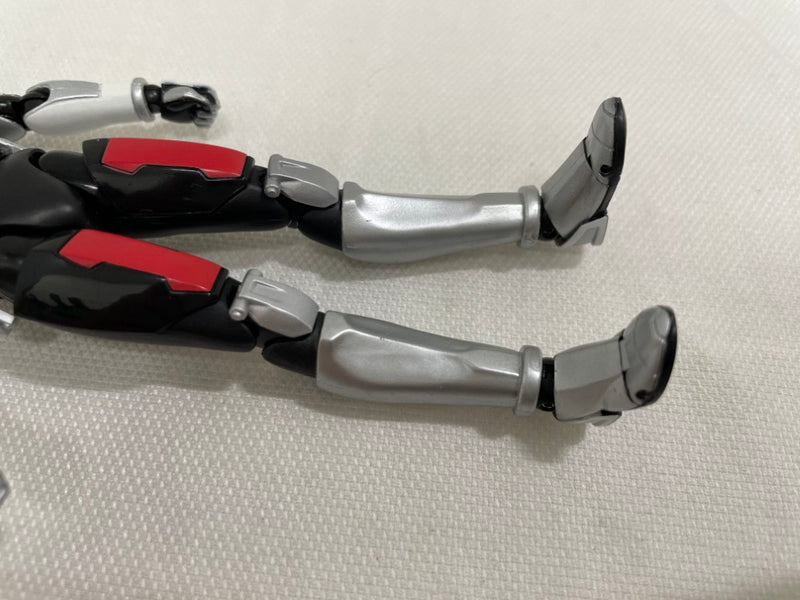 【中古】【開封品】S.H.Figuarts 仮面ライダー電王 ソードフォーム -20 Kamen Rider Kicks Ver.-＜フィギュア＞（代引き不可）6546