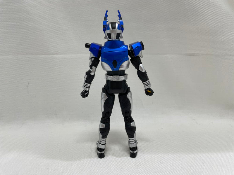 【中古】【開封品】S.H.Figuarts(真骨彫製法) 仮面ライダーガタック ライダーフォーム 「仮面ライダーカブト」＜フィギュア＞（代引き不可）6546