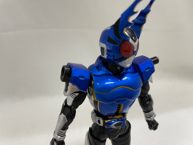 【中古】【開封品】S.H.Figuarts(真骨彫製法) 仮面ライダーガタック ライダーフォーム 「仮面ライダーカブト」＜フィギュア＞（代引き不可）6546