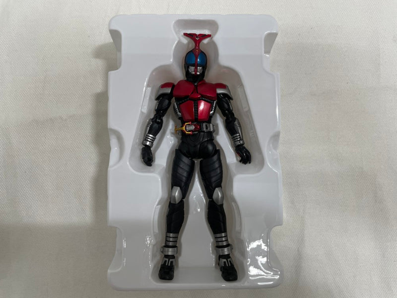 【中古】【開封品】S.H.Figuarts(真骨彫製法) 仮面ライダーカブト ライダーフォーム 「仮面ライダーカブト」＜フィギュア＞（代引き不可）6546