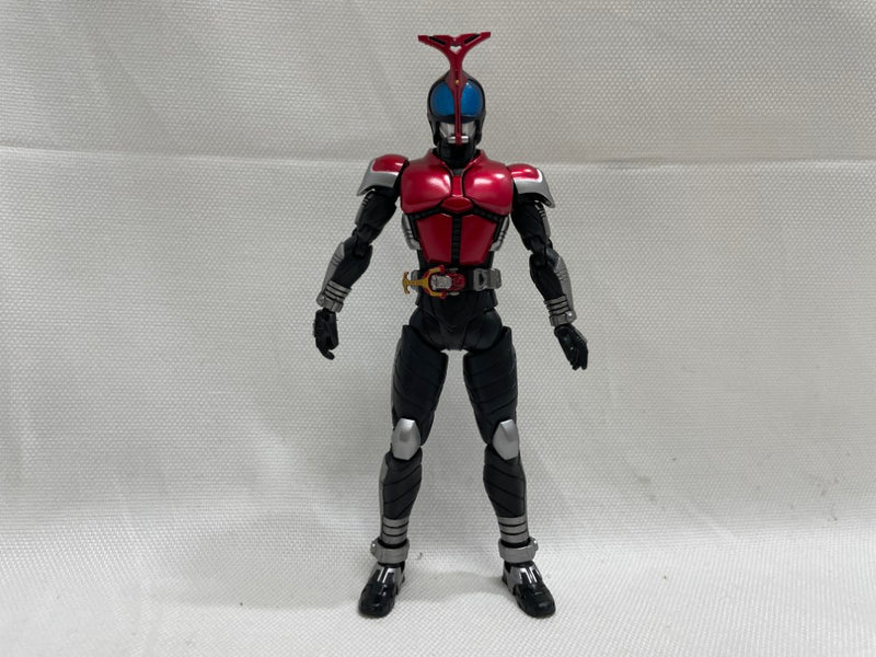 【中古】【開封品】S.H.Figuarts(真骨彫製法) 仮面ライダーカブト ライダーフォーム 「仮面ライダーカブト」＜フィギュア＞（代引き不可）6546