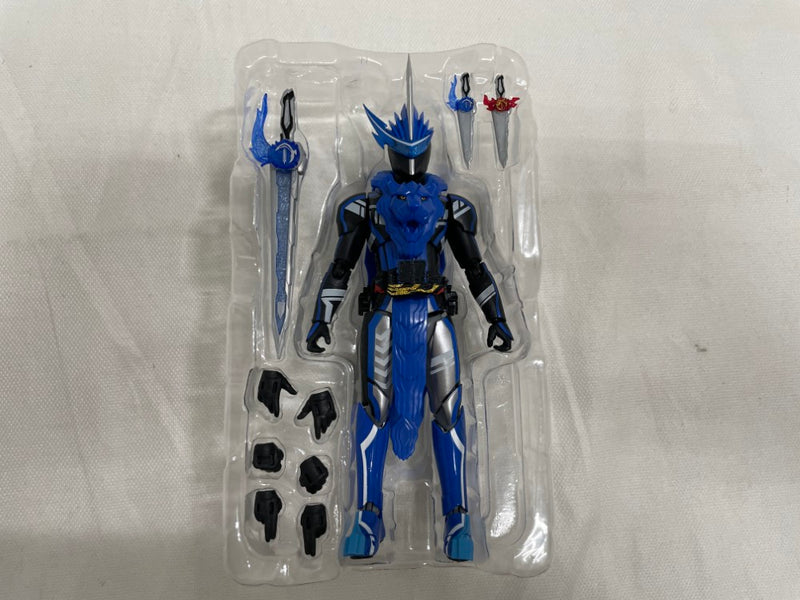【中古】【開封品】S.H.Figuarts 仮面ライダーブレイズ ライオン戦記 「仮面ライダーセイバー」＜フィギュア＞（代引き不可）6546