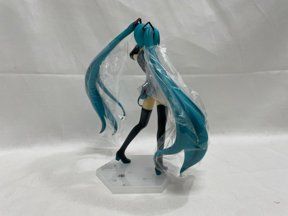 初音ミク CMver. 未開封新品 WF2009限定品 初音ミク CMver 1/8 目閉じミク 新品未開封美品 CM