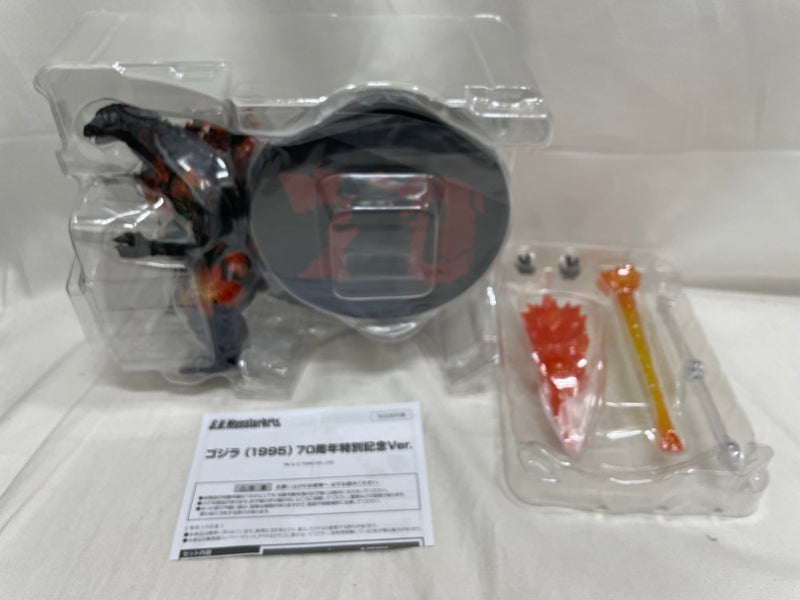 【中古】【開封品】S.H.MonstersArts ゴジラ(1995) 70周年特別記念Ver. 「ゴジラvsデストロイア」＜フィギュア＞（代引き不可）6546