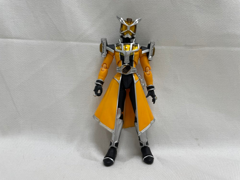 【中古】【開封品】S.H.Figuarts 仮面ライダーウィザード ランドドラゴン 「仮面ライダーウィザード」＜フィギュア＞（代引き不可）6546