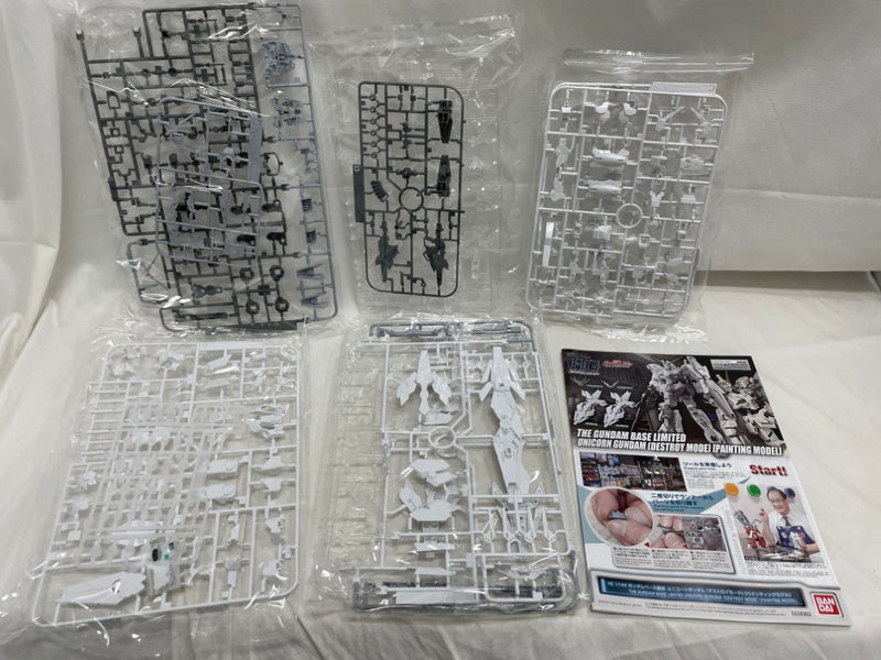 【中古】【未組立】1/144 HGUC RX-0 ユニコーンガンダム(デストロイモード) ペインティングモデル 「機動戦士ガンダムUC」＜プラモデル＞（代引き不可）6546