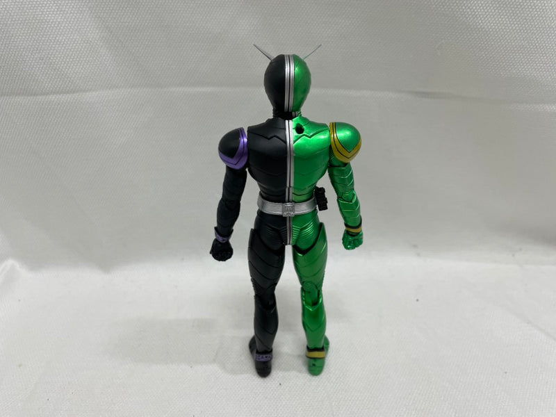 【中古】【開封品】S.H.Figuarts(真骨彫製法) 仮面ライダーW サイクロンジョーカー 風都探偵アニメ化記念 「仮面ライダーW」＜フィギュア＞（代引き不可）6546