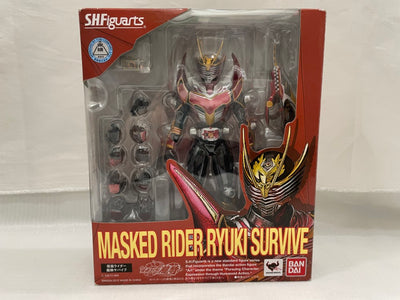 【中古】【開封品】S.H.Figuarts 仮面ライダー龍騎サバイブ 「仮面ライダー龍騎」＜フィギュア＞（代引き不可）6546