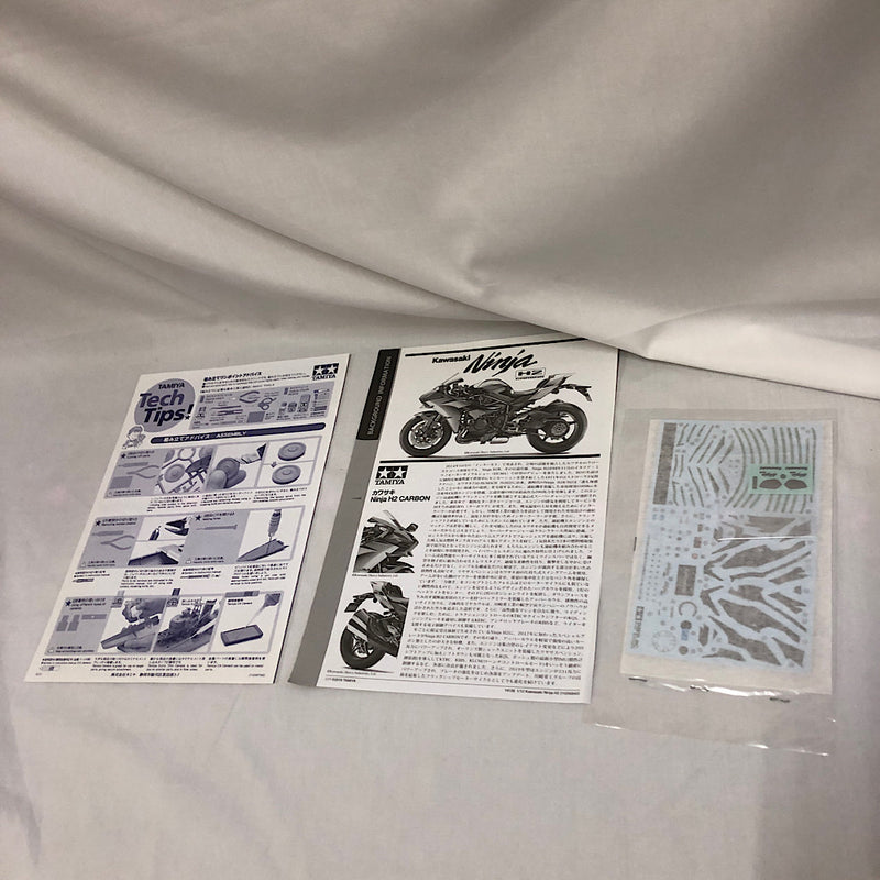 【中古】【未組立】1/12 カワサキ Ninja H2 CARBON 「オートバイシリーズ No.136」 ディスプレイモデル [14136]＜プラモデル＞（代引き不可）6552