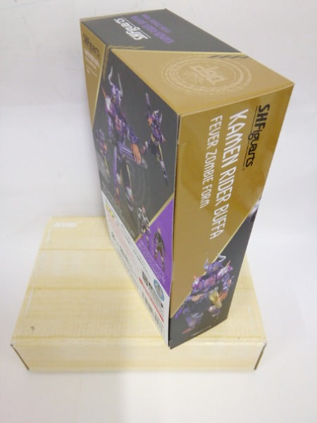 【中古】【開封品】S.H.Figuarts 仮面ライダーバッファ フィーバーゾンビフォーム 「仮面ライダーギーツ」＜フィギュア＞（代引き不可）6552