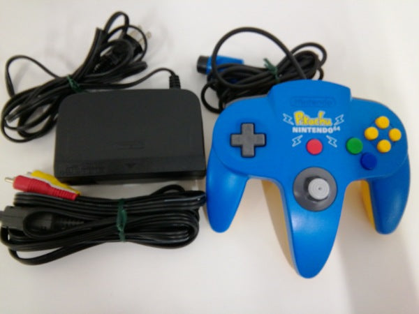 【中古】【動作確認済】【開封品】ピカチュウNintendo64本体(ブルー＆イエロー)＜レトロゲーム＞（代引き不可）6552