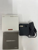 【中古】【開封品】ゲームボーイアドバンスSP本体 ファミコンカラー＜レトロゲーム＞（代引き不可）6552