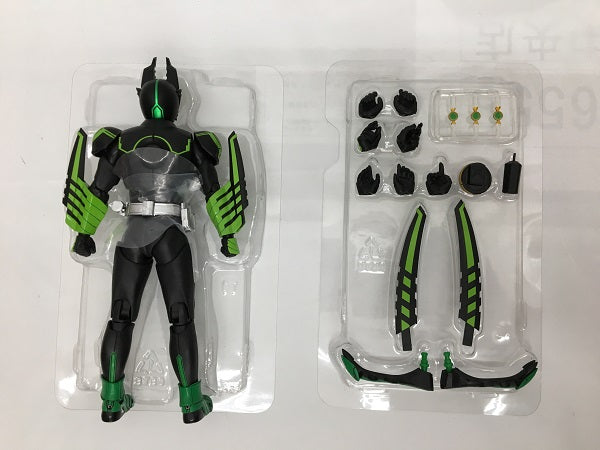 中古】【開封品】S.H.Figuarts(真骨彫製法) 仮面ライダーオーズ ガタキリバ コンボ 「仮面ライダーオーズ/OOO」 魂ウェブ商