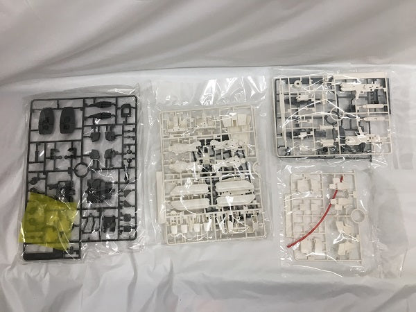 中古】【未組立】1/100 MG RX-78-4 ガンダム4号機 「機動戦士
