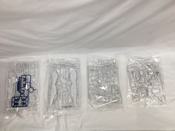 【中古】【未組立】1/100 MG XXXG-00W0 ウイングガンダムゼロEW Ver.Ka 「新機動戦記ガンダムW Endless Waltz」＜プラモデル＞（代引き不可）6558