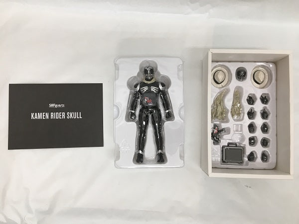 【中古】【開封品】S.H.Figuarts(真骨彫製法) 「仮面ライダースカル」＜フィギュア＞（代引き不可）6558