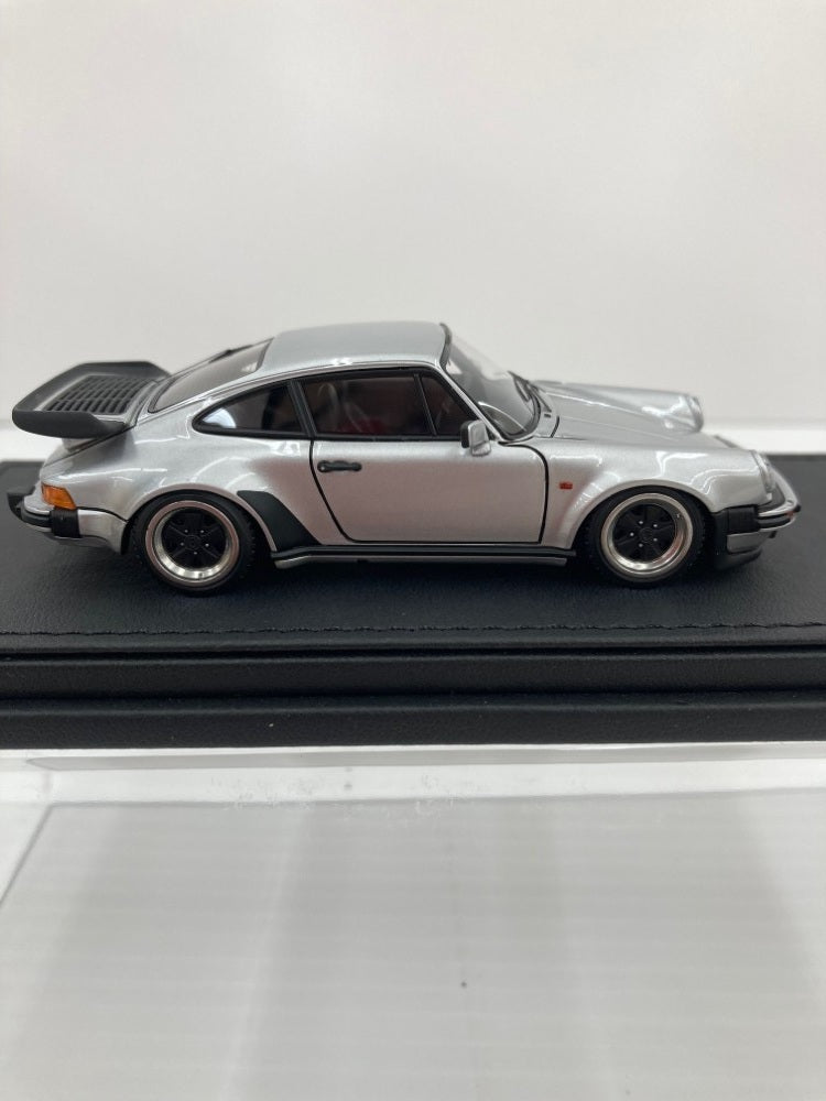 【中古】【開封品】1/43 Porsche911 930 Turbo(シルバー) [IG0941]＜コレクターズアイテム＞（代引き不可）6559