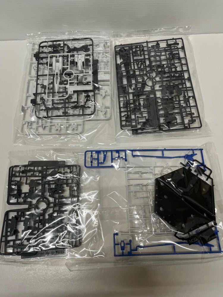 【中古】【未組立】1/144 RG GN-0000+GNR-010/XN ダブルオーザンライザー 「機動戦士ガンダム00V(ダブルオーブイ)」[5062196]＜プラモデル＞（代引き不可）6559