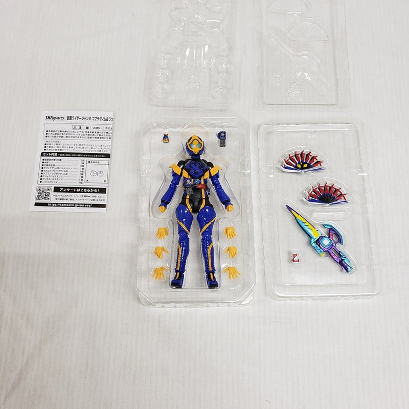 【中古】【開封品】S.H.Figuarts 仮面ライダージャンヌ コブラゲノム＆ラブコフ クジャクゲノム 「仮面ライダーリバイス」＜フィギュア＞（代引き不可）6561