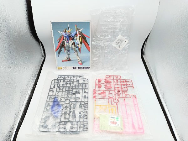 【中古】【未組立】MG ZGMF-X42S デスティニーガンダム  1/100 「機動戦士ガンダムSEED」 スペシャルクリア外装パーツ付き＜プラモデル＞（代引き不可）6572