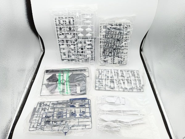 【中古】【未組立】1/100 MG XXXG-00W0 ウイングガンダムゼロ(エンドレスワルツ版) 「新機動戦記ガンダムW Endless Waltz＜プラモデル＞（代引き不可）6572