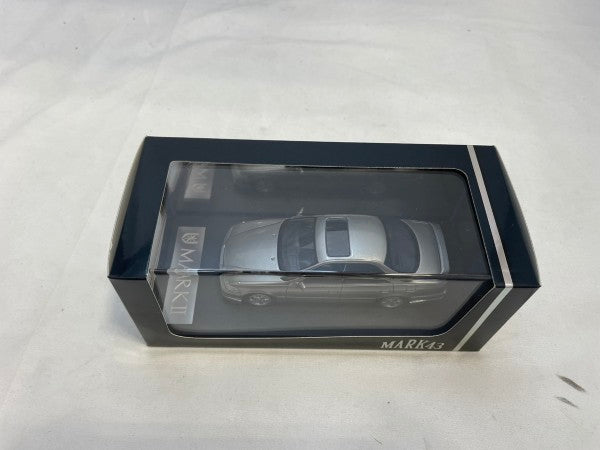 【中古】【未開封】MARK43 1/43 トヨタ マーク2 ツアラー V JZX100 カスタムVer シルバーメタリック PM43148CS＜コレクターズアイテム＞（代引き不可）6573