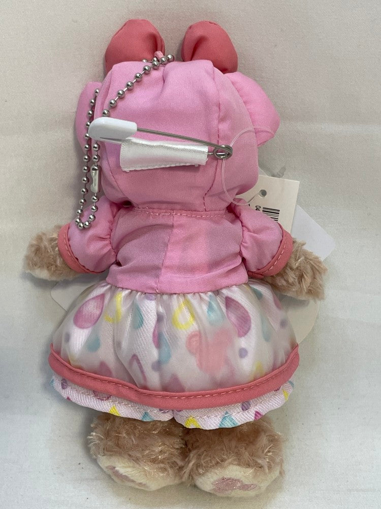 【中古】【美品】シェリーメイ ぬいぐるみバッジ 「ダッフィー＆フレンズのビューティフル・レイニーデイズ」 ＜コレクターズアイテム＞（代引き不可）6573