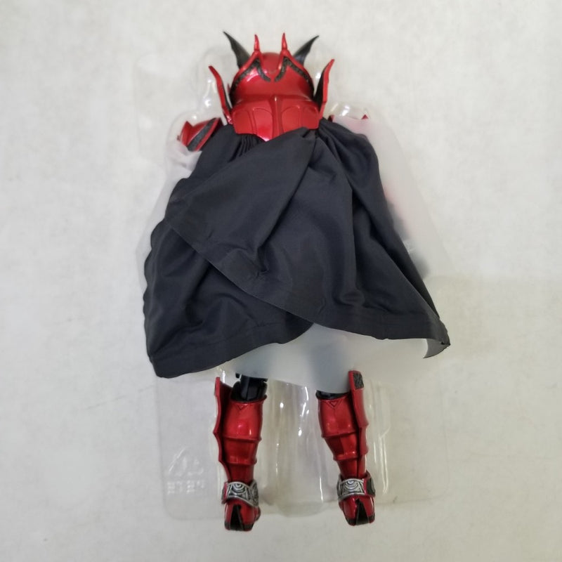 【中古】【開封品】S.H.Figuarts(真骨彫製法) 仮面ライダーダークキバ 「仮面ライダーキバ」＜フィギュア＞（代引き不可）6584