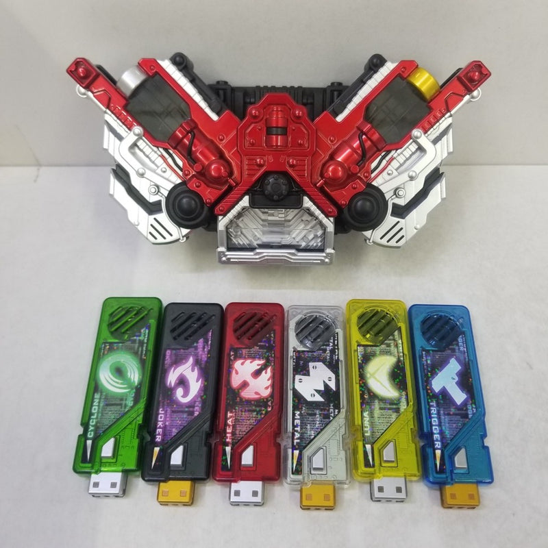 【中古】【開封品】【2種セット】CSM　ダブルドライバー ver.2・ファングメモリ＆エクストリームメモリ ver.2『仮面ライダーW』＜おもちゃ＞（代引き不可）6584