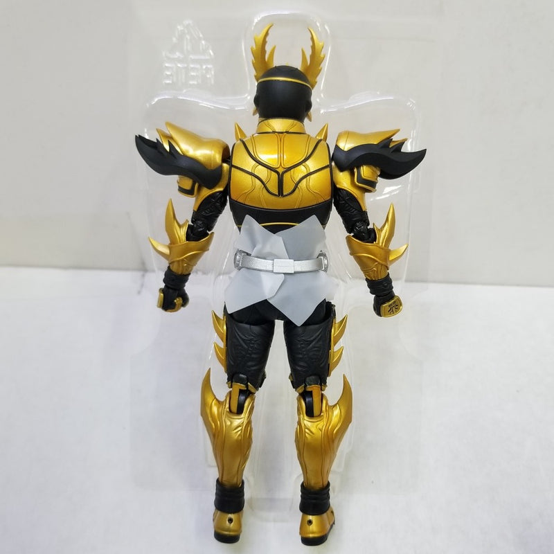 【中古】【開封品】S.H.Figuarts(真骨彫製法) 仮面ライダークウガ ライジングアルティメット 「仮面ライダーディケイド」＜フィギュア＞（代引き不可）6584