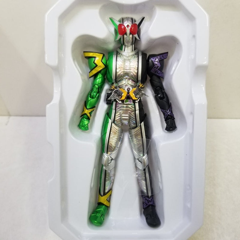 【中古】【開封品】S.H.Figuarts(真骨彫製法) 仮面ライダーW サイクロンジョーカーエクストリーム 「仮面ライダーW」＜フィギュア＞（代引き不可）6584