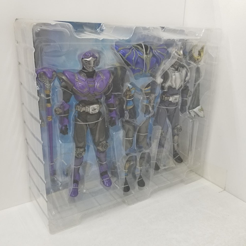 中古】【未使用】S.I.C. VOL.24 仮面ライダーナイト＆王蛇 「仮面