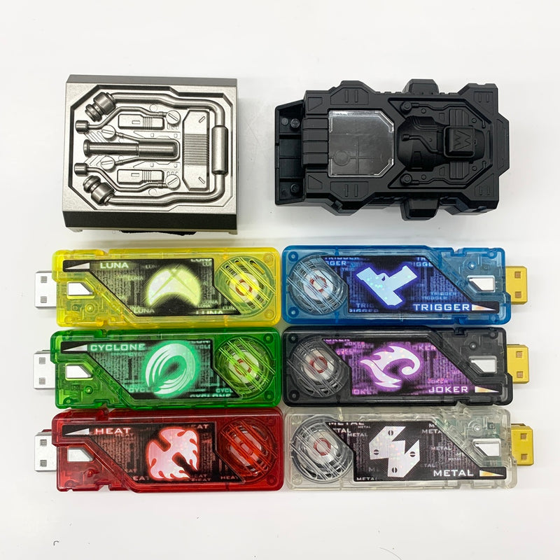 【中古】【開封品】コンプリートセレクションモディフィケーション ダブルドライバー Ver.1.5 「仮面ライダーW」 プレミアムバンダイ＆THE HENSIN限定＜おもちゃ＞（代引き不可）6585