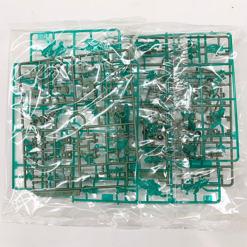 【中古】【未組立】1/100 MG RX-0 ユニコーンガンダム(光の結晶体) 「機動戦士ガンダムUC」 ガンダムベース限定 [5063430]＜プラモデル＞（代引き不可）6585