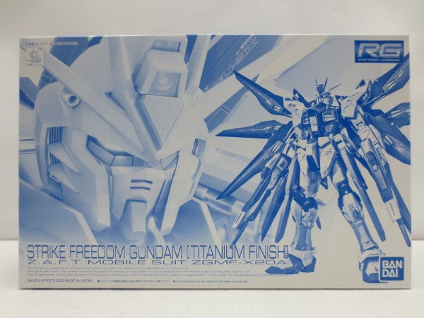 中古】【未組立】1/144 RG ZGMF-X20A ストライクフリーダムガンダム チタニウムフィニッシュ 専用拡張エフェクトユニット“天