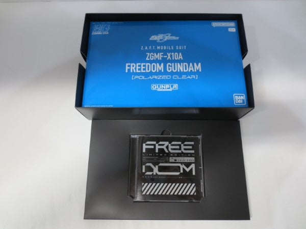 【中古】【未組立】西川貴教 with t.komuro / FREEDOM[完全生産限定盤] ［CD+オリジナルガンプラ］＜プラモデル＞（代引き不可）6587