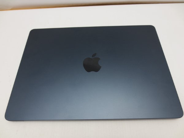 【中古】【開封品】Apple(アップル) MacBook Air 13.6-inch Mid 2022 MLY33J／A Apple M2 8コアCPU_8コアGPU 8GB SSD256GB ミッドナイト＜パソコン＞（代引き不可）6587