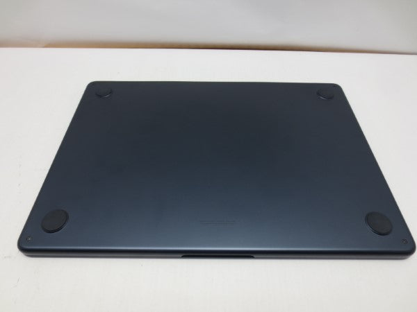 【中古】【開封品】Apple(アップル) MacBook Air 13.6-inch Mid 2022 MLY33J／A Apple M2 8コアCPU_8コアGPU 8GB SSD256GB ミッドナイト＜パソコン＞（代引き不可）6587