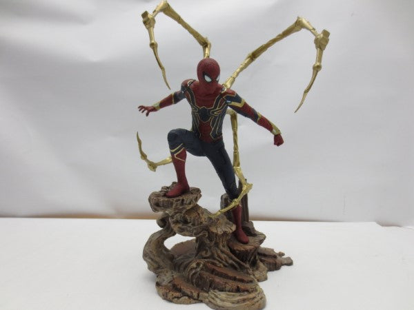 【中古】【開封品】アイアン・スパイダー マーベル・ギャラリー PVCスタチュー 「アベンジャーズ/インフィニティ・ウォー」＜フィギュア＞（代引き不可）6587