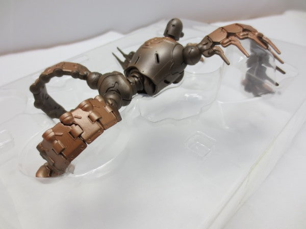 【中古】【開封品】想造ガレリア 天空の城ラピュタ ロボット兵 青色発光ver.＜フィギュア＞（代引き不可）6587