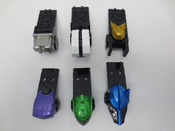仮面ライダーキバ。コンプリートセレクション。 中古】【開封品】コンプリートセレクションモディフィケーション