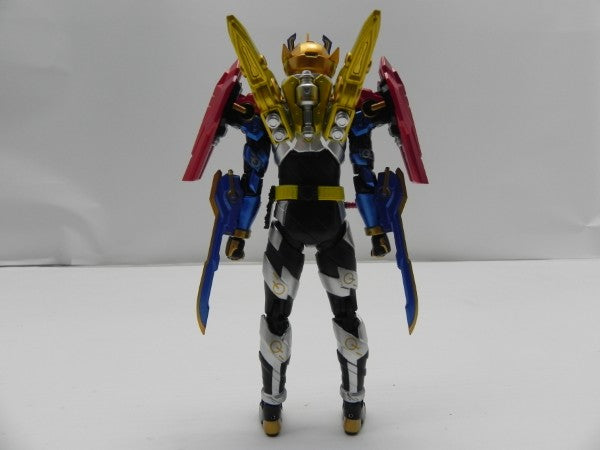 【中古】【開封品】S.H.Figuarts 仮面ライダーグリスパーフェクトキングダム 「ビルド NEW WORLD 仮面ライダーグリス」＜フィギュア＞（代引き不可）6587