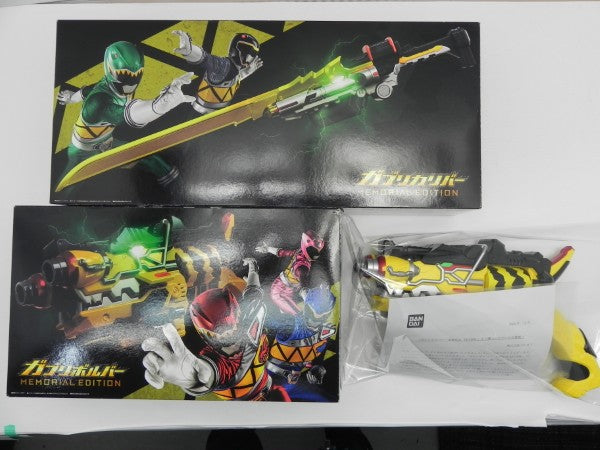 【中古】【開封品】ガブリボルバー -MEMORIAL EDITION- 初期不良版/修正版/ガブリカリバー-MEMORIAL EDITION-セット＜おもちゃ＞（代引き不可）6587