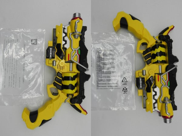 【中古】【開封品】ガブリボルバー -MEMORIAL EDITION- 初期不良版/修正版/ガブリカリバー-MEMORIAL EDITION-セット＜おもちゃ＞（代引き不可）6587