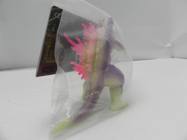 【中古】【未開封】ゴジラ(1999) ルミナスパープルVer. 「ゴジラ2000 ミレニアム」 CCPミドルサイズシリーズ PVC製塗装済み＜フィギュア＞（代引き不可）6587