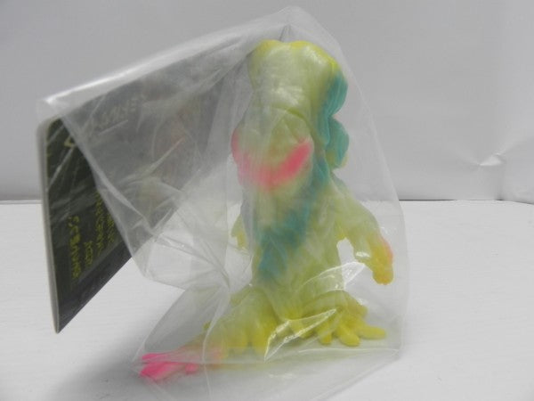 【中古】【未開封】ヘドラ ルミナスマルチカラーVer. 「ゴジラ対ヘドラ」 CCPミドルサイズシリーズ PVC製塗装済み完成品＜フィギュア＞（代引き不可）6587