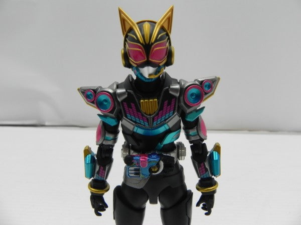 【中古】【開封品】S.H.Figuarts 仮面ライダーナーゴ ビートフォーム 「仮面ライダーギーツ」 魂ウェブ商店限定＜フィギュア＞（代引き不可）6587
