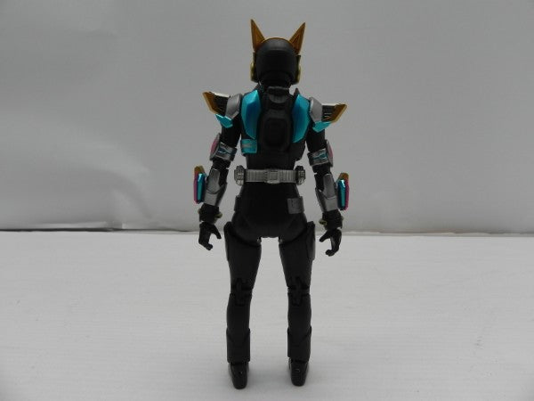 【中古】【開封品】S.H.Figuarts 仮面ライダーナーゴ ビートフォーム 「仮面ライダーギーツ」 魂ウェブ商店限定＜フィギュア＞（代引き不可）6587